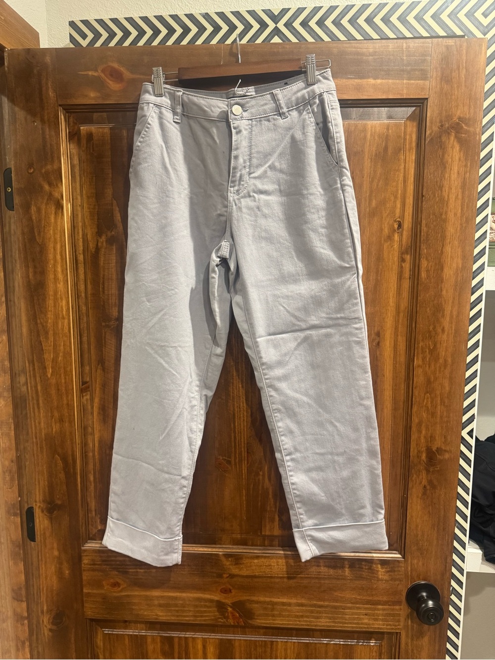 d. jeans Light Gray Straight-Leg Pants
